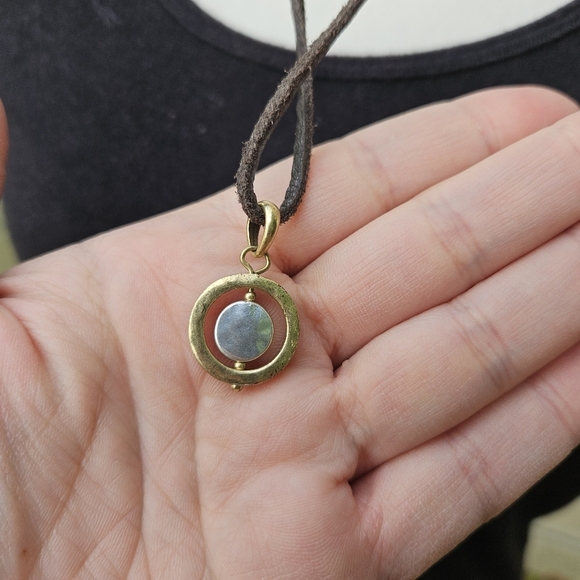 Lucky Brand brown leather cord necklace with metallic rhinestone pendant - Picture 3 of 5